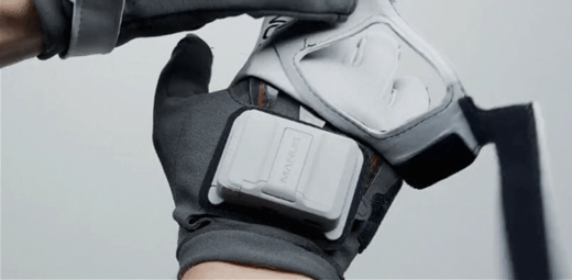 Manus Xsens Gloves Plus Edition interchangeable battery